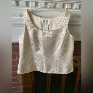 Sleeveless blouse